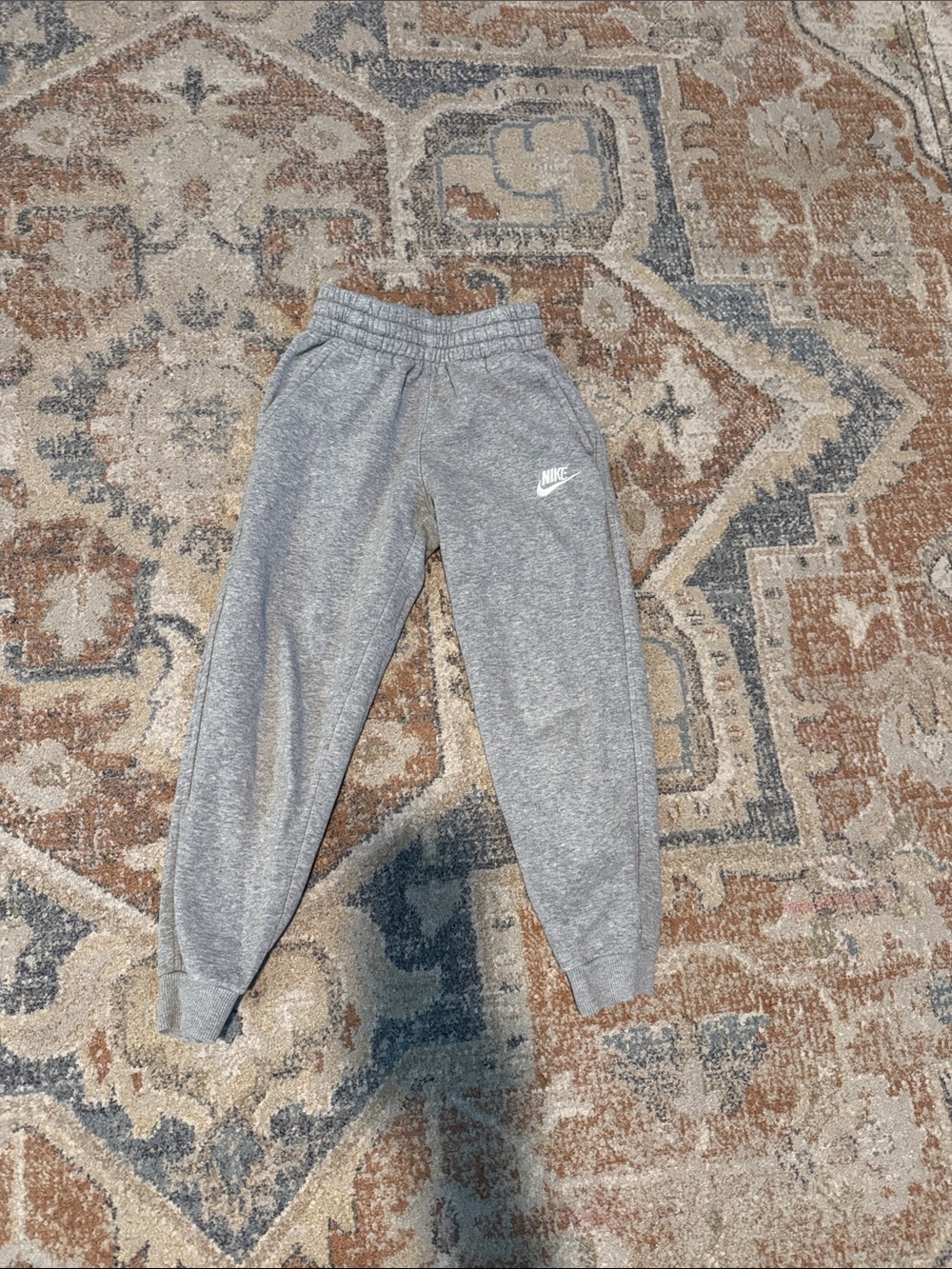 Nike Kids Grey Heather Jogger Sweatpants with White Logo